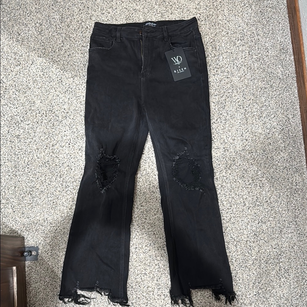 Black Distressed Women's Jeans